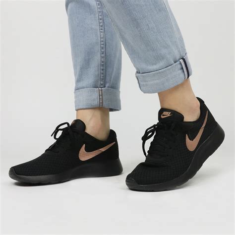 zwarte nike tanjun dames|Nike Factory Stores.